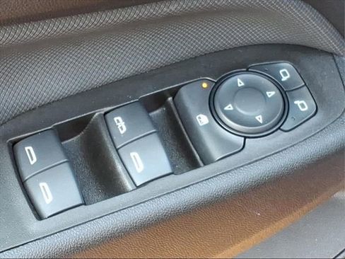 Used 2023 Chevrolet Equinox RS image 14