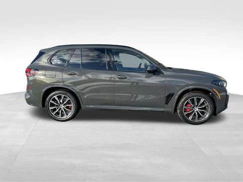 New 2026 BMW X5 xDrive40i w/ M Sport Package image 2