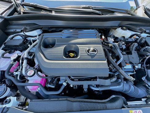 Used 2025 Lexus UX 300h FWD image 35