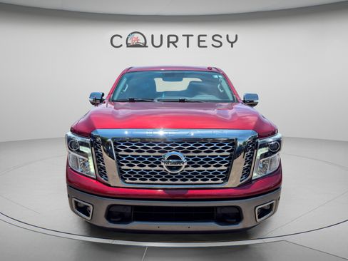 Used 2019 Nissan Titan Platinum Reserve RWD image 10