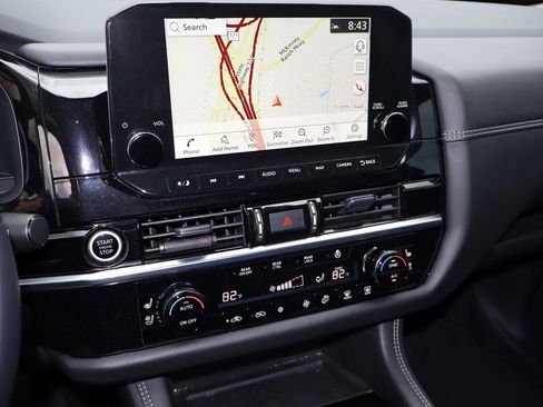 Used 2024 Nissan Pathfinder Platinum w/ Cargo Package image 8