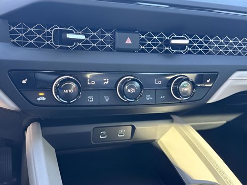 New 2025 Honda Accord SE image 9