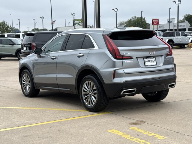 Used 2024 Cadillac XT4 Premium Luxury FWD image 11
