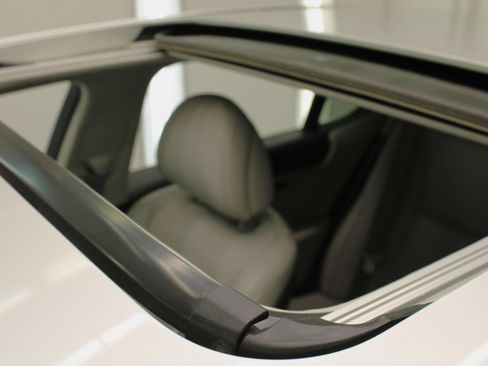 Used 2016 Lexus LS 460 image 26