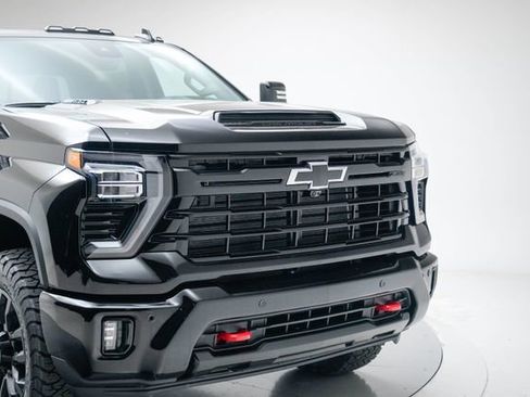 New 2026 Chevrolet Silverado 3500 LTZ w/ Trail Boss Package AWD/4WD image 11