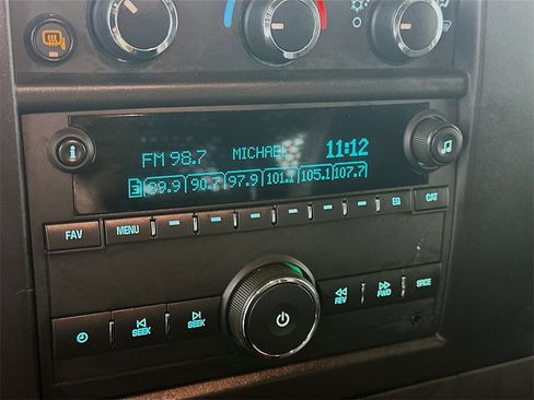 Used 2024 Chevrolet Express 2500 w/ Driver Convenience Package image 17