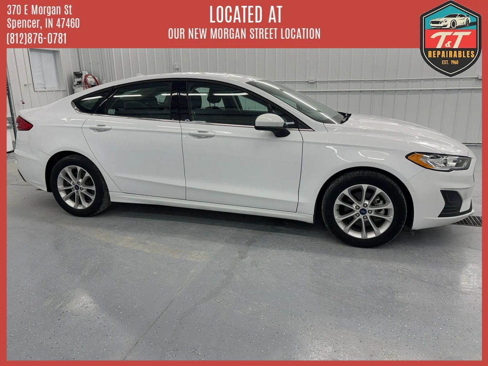 Used 2020 Ford Fusion SE FWD image 2