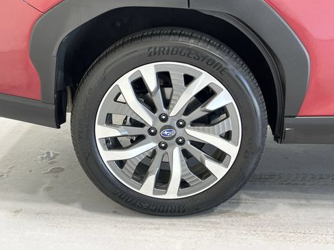 Used 2025 Subaru Forester Touring AWD/4WD image 10