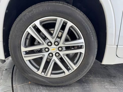 Used 2023 Chevrolet Traverse High Country w/ LPO, Floor Liner Package FWD image 10