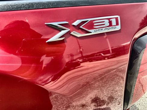 Used 2020 GMC Sierra 2500 SLT AWD/4WD image 8