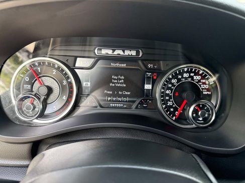 Used 2022 RAM 2500 Big Horn w/ Night Edition image 38