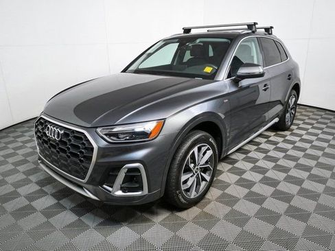 Used 2023 Audi Q5 2.0T Premium Plus w/ Premium Plus Package AWD/4WD image 32