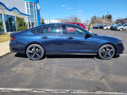 New 2026 Honda Accord SE image 2