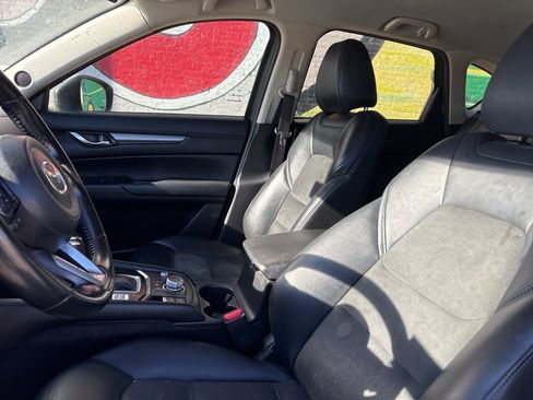 Used 2020 MAZDA CX-5 Touring image 10