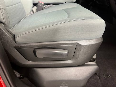 Used 2018 RAM 1500 Tradesman w/ Popular Equipment Group RWD image 10