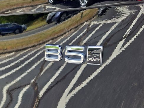 Used 2025 Volvo XC90 B5 Core image 31