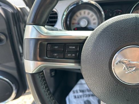 Used 2011 Ford Mustang Premium w/ 202A Rapid Spec Order Code image 22