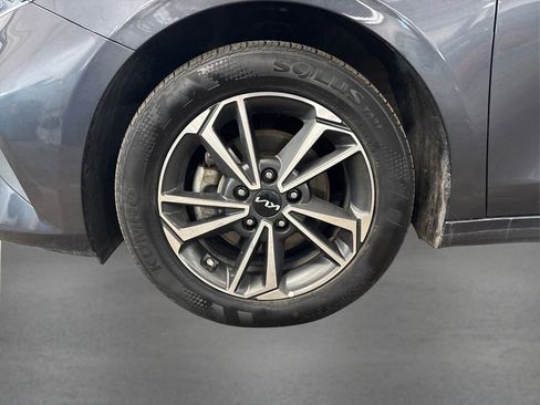 Certified 2023 Kia Forte LXS image 12