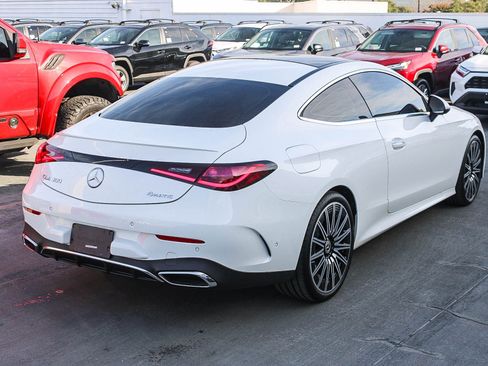 Used 2024 Mercedes-Benz CLE 300 4MATIC Coupe image 9