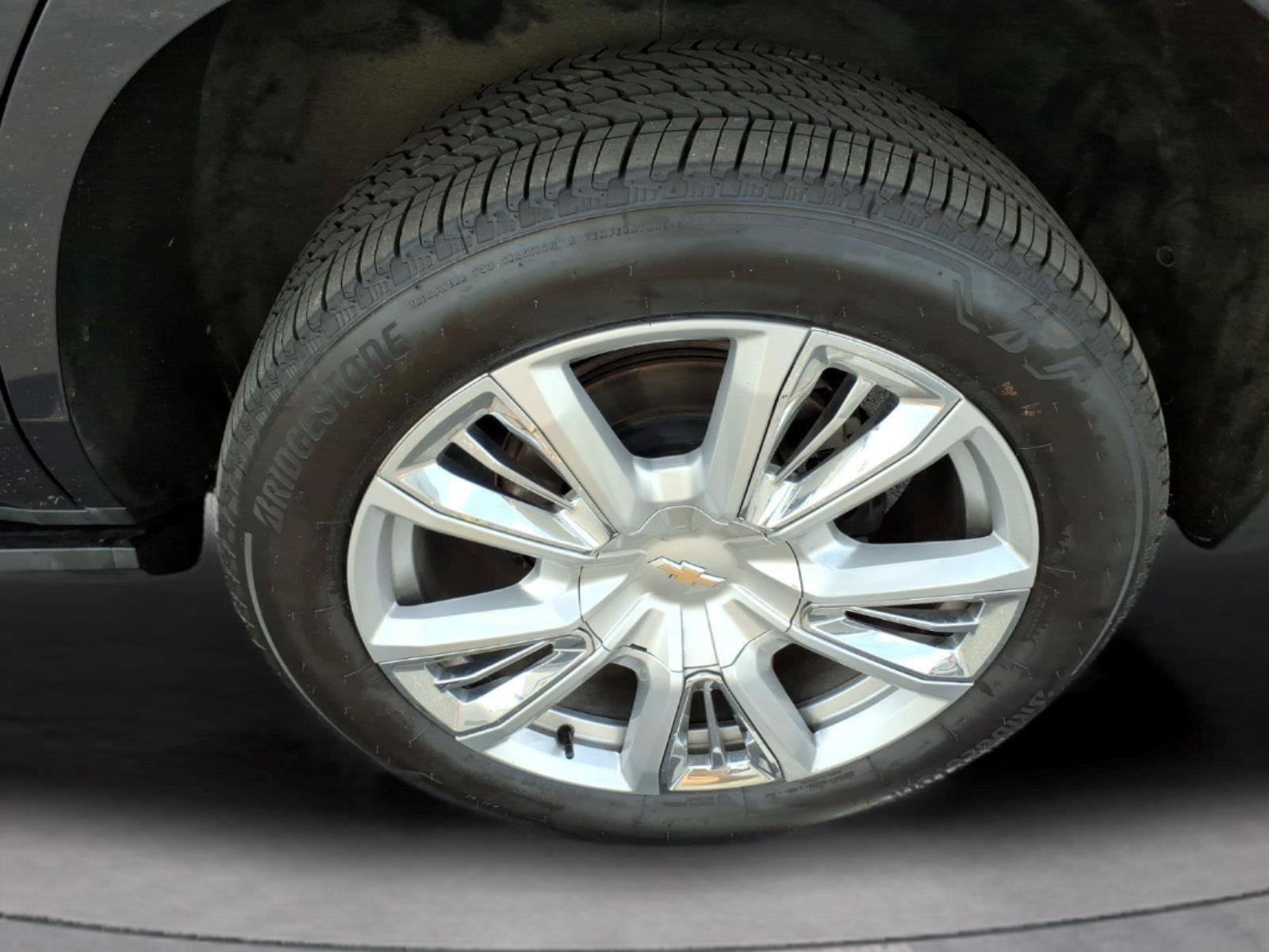 Used 2022 Chevrolet Tahoe High Country AWD/4WD image 10