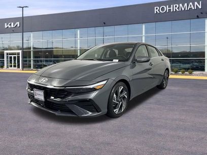 Used 2025 Hyundai Elantra SEL