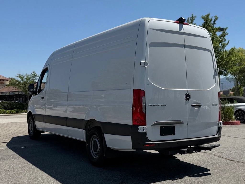 New 2026 Mercedes-Benz Sprinter 2500 image 9