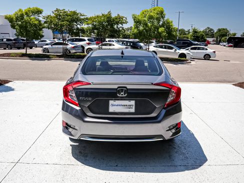 Used 2021 Honda Civic EX image 10