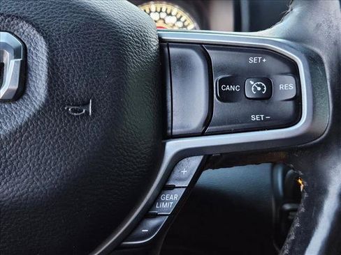 Used 2019 RAM 1500 Big Horn AWD/4WD image 20