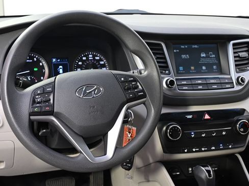 Used 2018 Hyundai Tucson SEL AWD/4WD image 12
