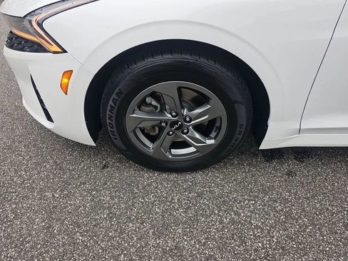 Used 2022 Kia K5 LXS image 9