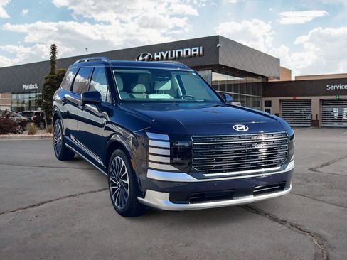 Certified 2026 Hyundai Palisade Calligraphy AWD/4WD image 7