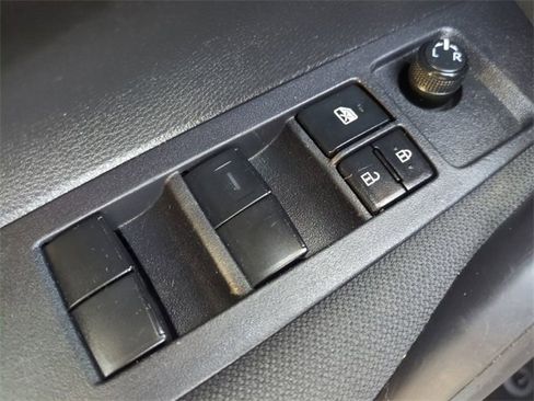 Used 2023 Toyota Corolla LE image 21