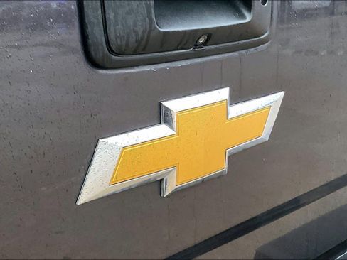 Used 2016 Chevrolet Silverado 1500 LTZ Z71 w/ LTZ Plus Package AWD/4WD image 30
