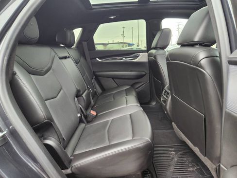Used 2023 Cadillac XT5 Premium Luxury image 14