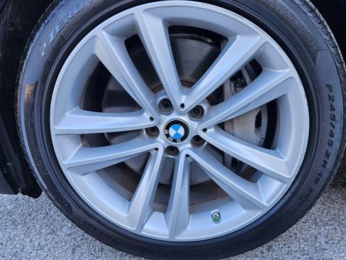 Used 2018 BMW 750i w/ Interior Design Package image 10
