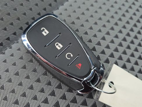 Used 2025 Chevrolet Trax LT w/ LT Convenience Package image 36