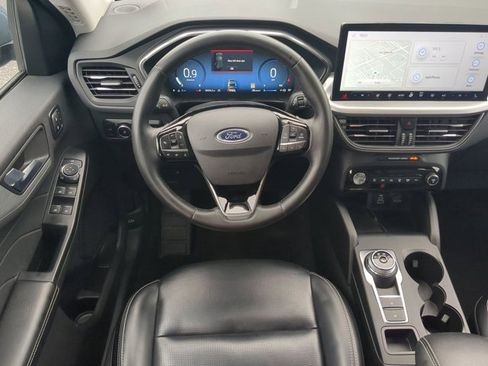 Used 2024 Ford Escape Platinum image 15