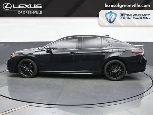 Used 2023 Toyota Camry XSE FWD image 5