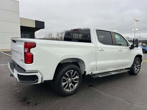 Used 2022 Chevrolet Silverado 1500 RST w/ Convenience Package II AWD/4WD image 8