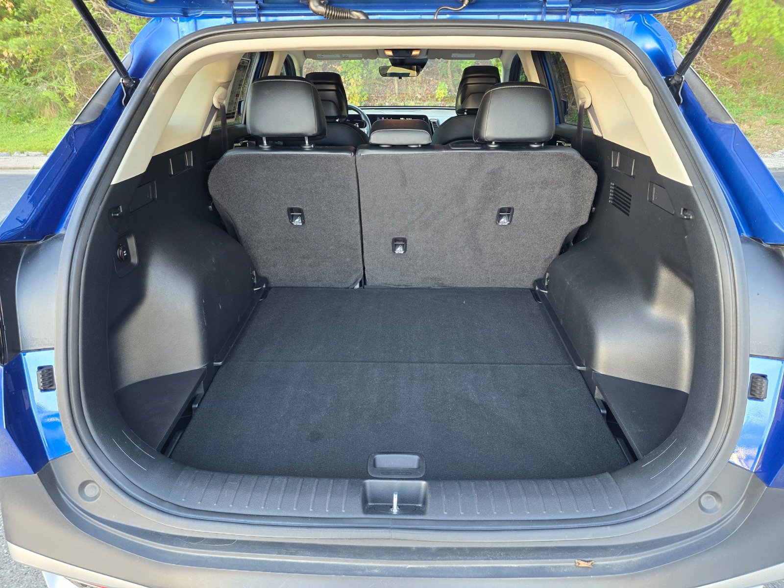 Used 2023 Kia Sportage EX FWD image 25