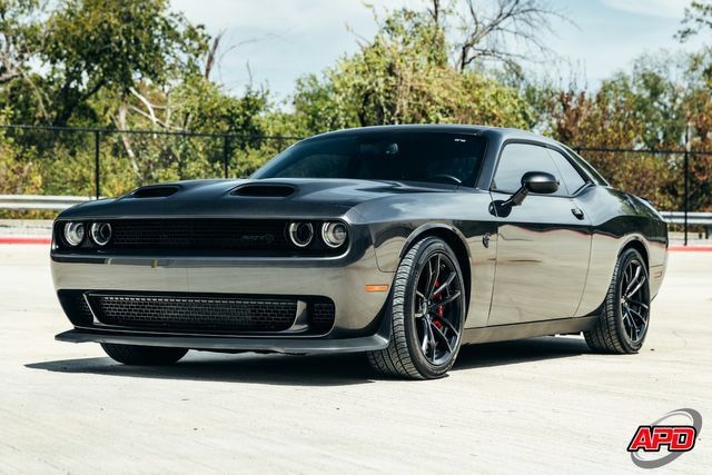 Used 2023 Dodge Challenger SRT Hellcat RWD image 5