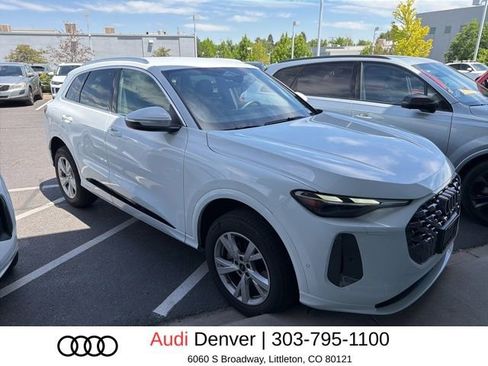 Used 2025 Audi Q5 Premium w/ Convenience Package AWD/4WD image 2