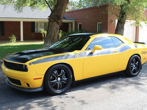 Used 2017 Dodge Challenger T/A image 28