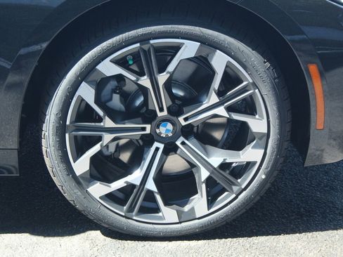 New 2026 BMW 330i xDrive Sedan w/ Premium Package AWD/4WD image 12