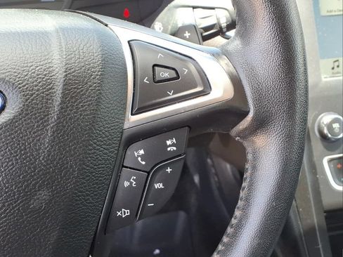 Used 2018 Ford Fusion SE w/ Equipment Group 201A FWD image 22