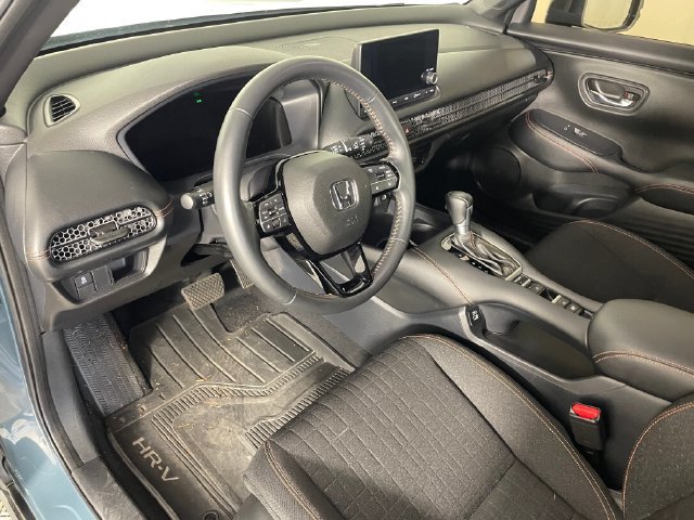 Certified 2023 Honda HR-V Sport image 3