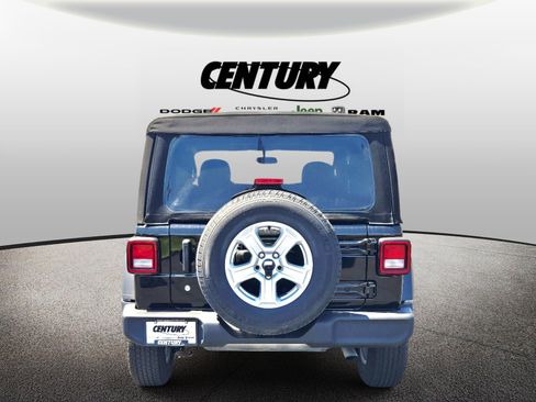 Used 2020 Jeep Wrangler Sport AWD/4WD image 5