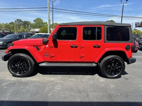 Used 2021 Jeep Wrangler Unlimited Sahara w/ Cold Weather Group image 11