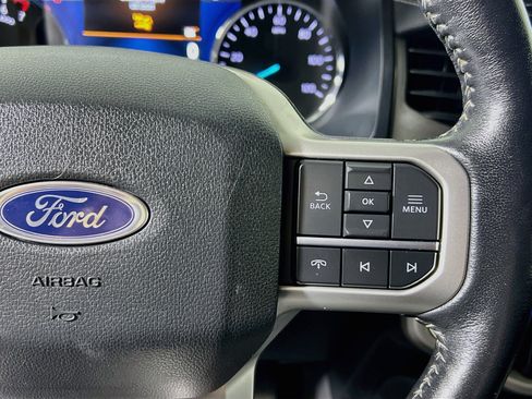 Used 2024 Ford Expedition XLT RWD image 19