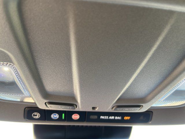 Used 2025 GMC Sierra 1500 SLT AWD/4WD image 45